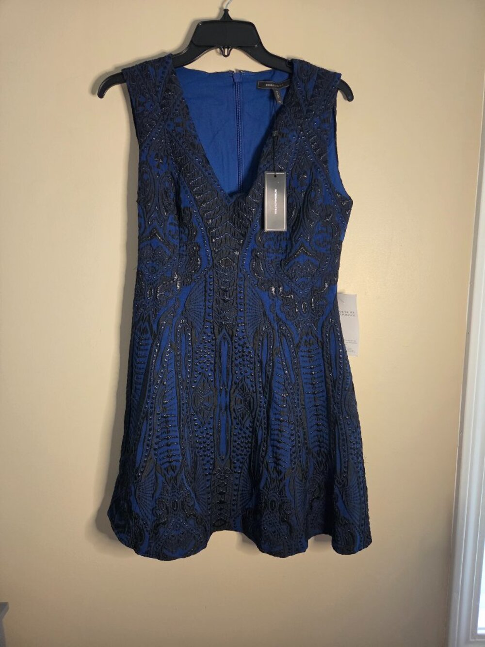 Bcbgmaxazria dress in size 8. New with tags